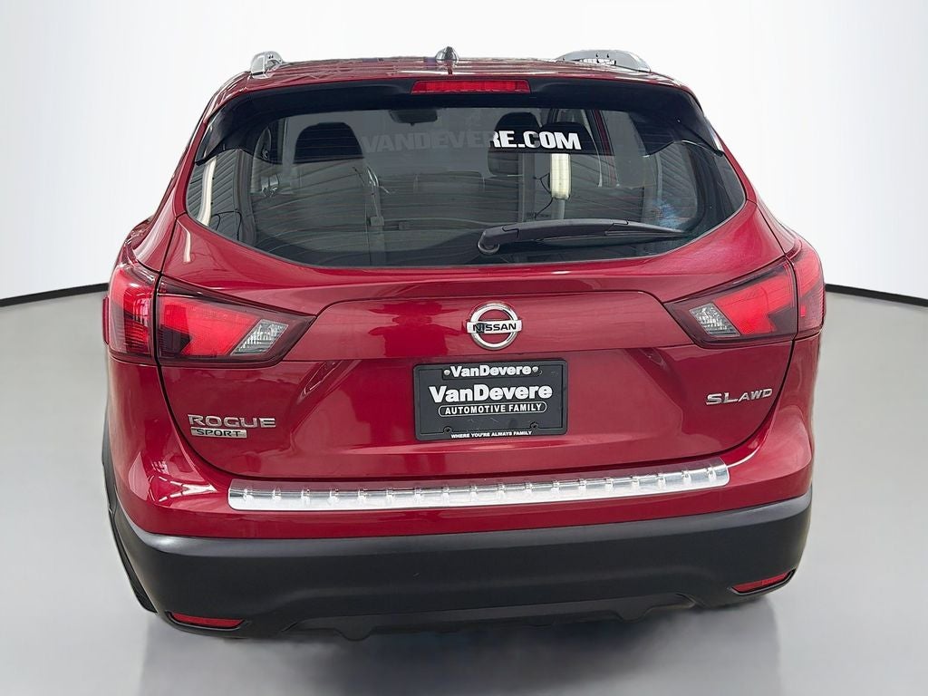 2017 Nissan Rogue Sport SL