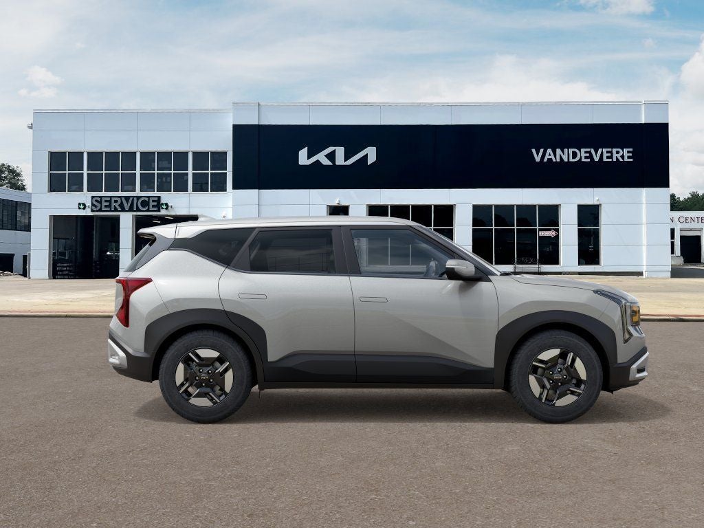 2027 Kia Seltos LX