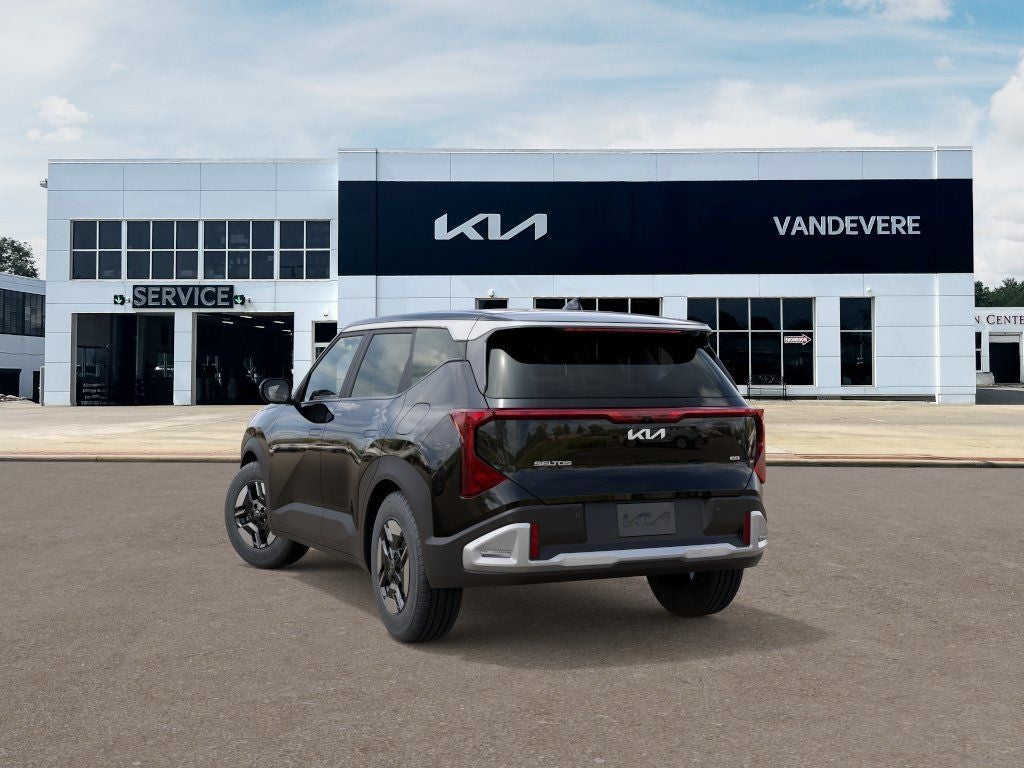 2027 Kia Seltos LX