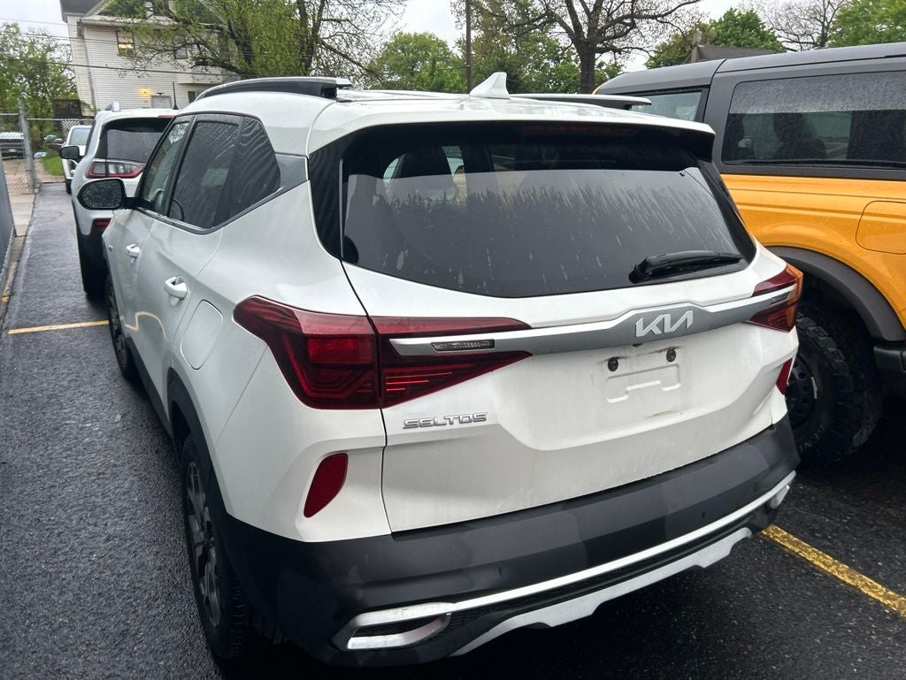 2022 Kia Seltos EX
