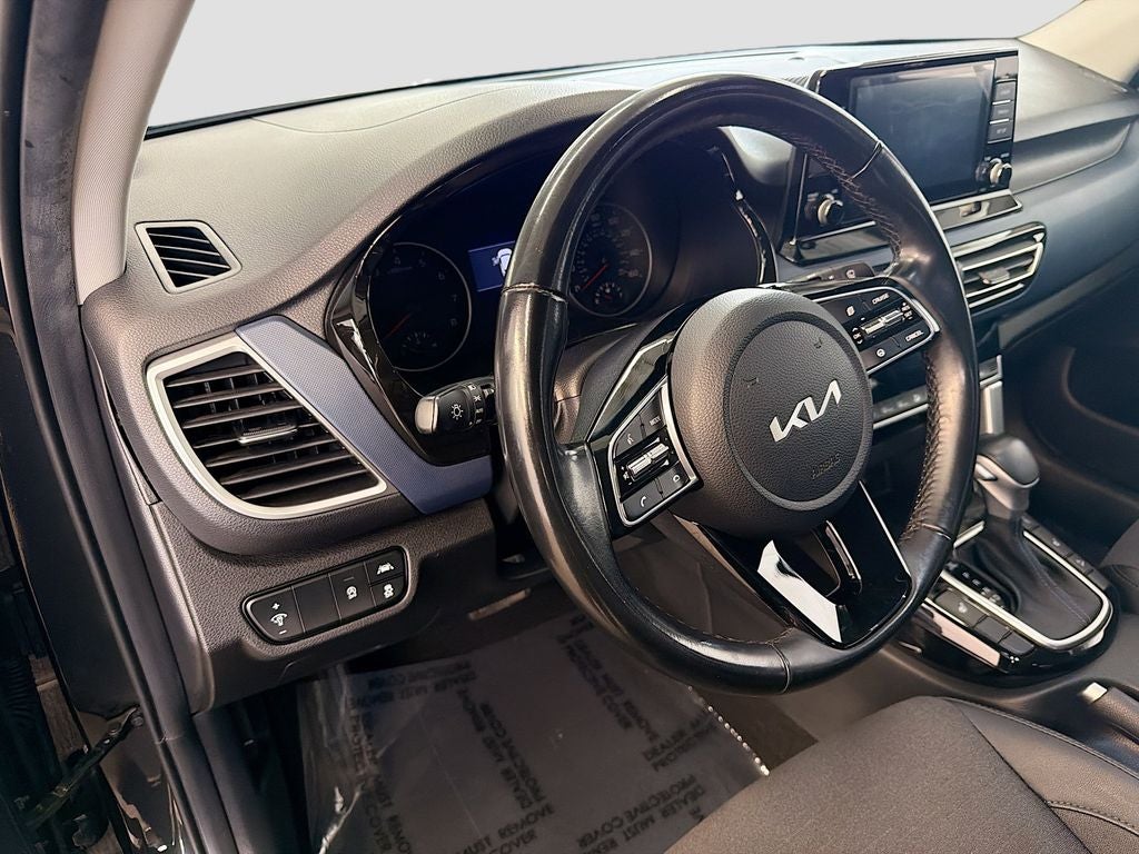 2023 Kia Seltos S