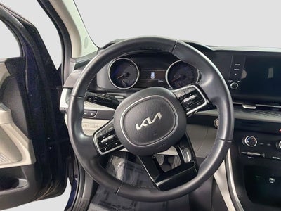 2023 Kia Carnival LX Seat Package