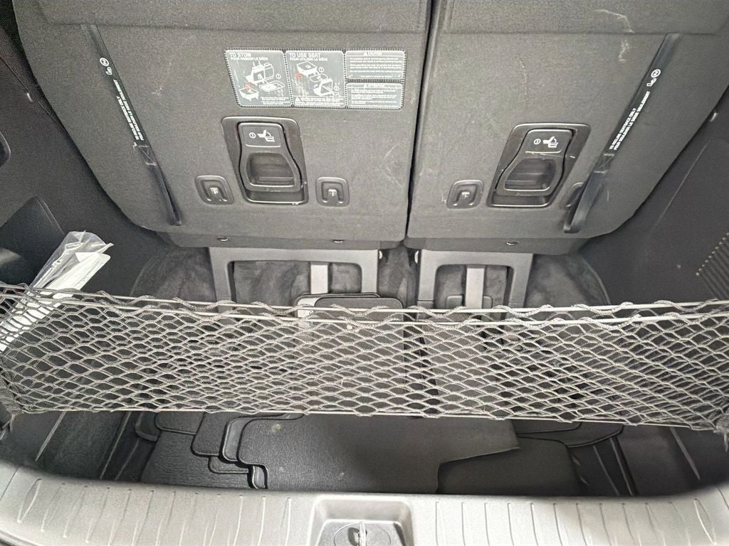 2023 Kia Carnival LX Seat Package