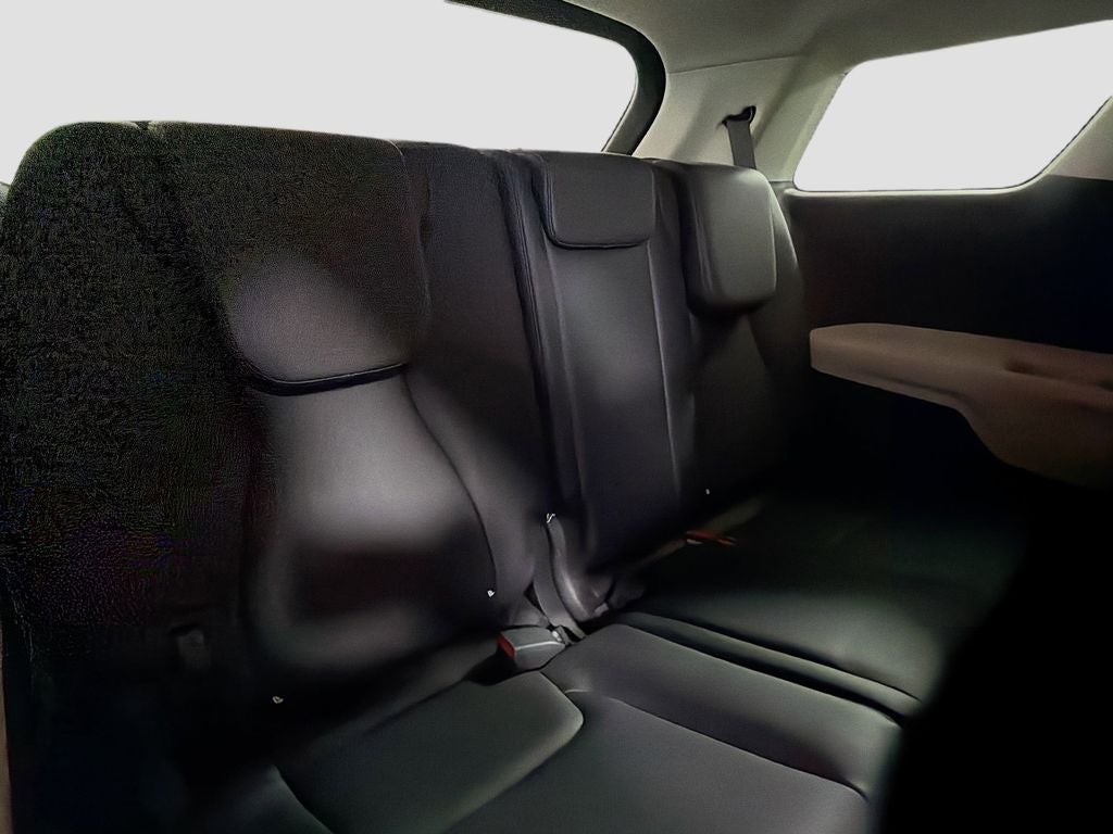 2023 Kia Carnival LX Seat Package