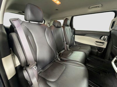 2023 Kia Carnival LX Seat Package