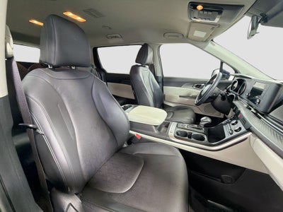 2023 Kia Carnival LX Seat Package