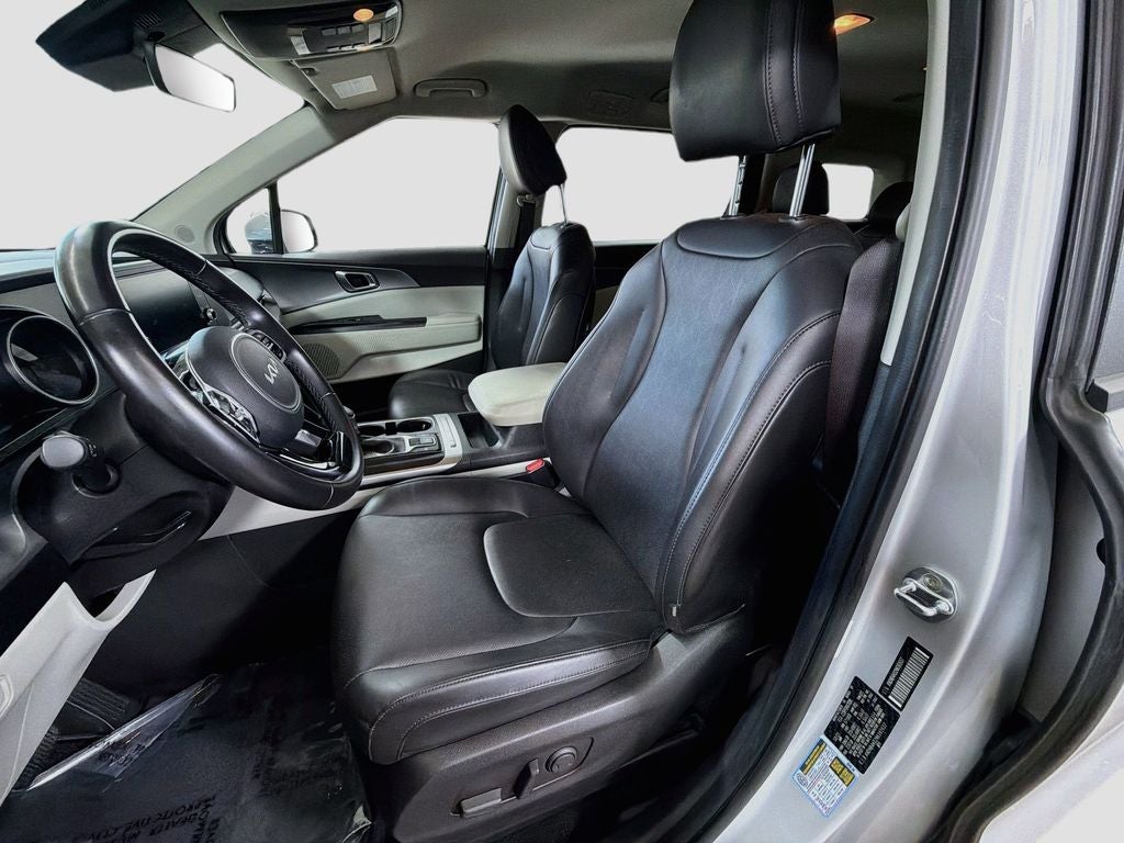 2022 Kia Carnival LXS