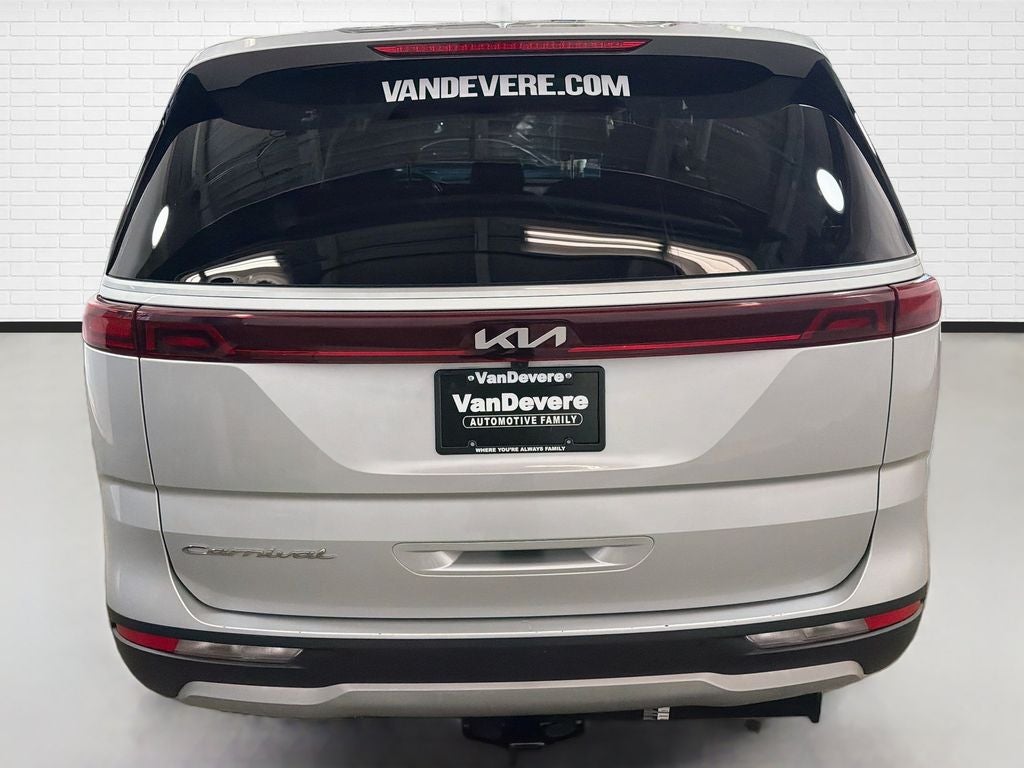 2022 Kia Carnival LXS