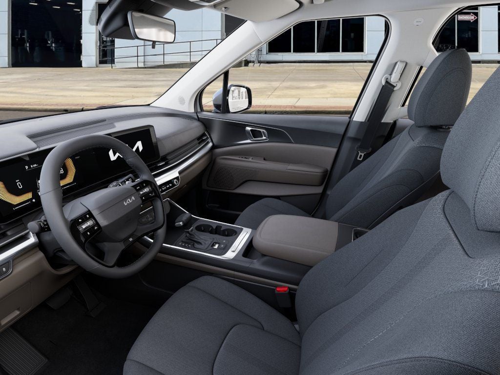 2027 Kia Carnival LX