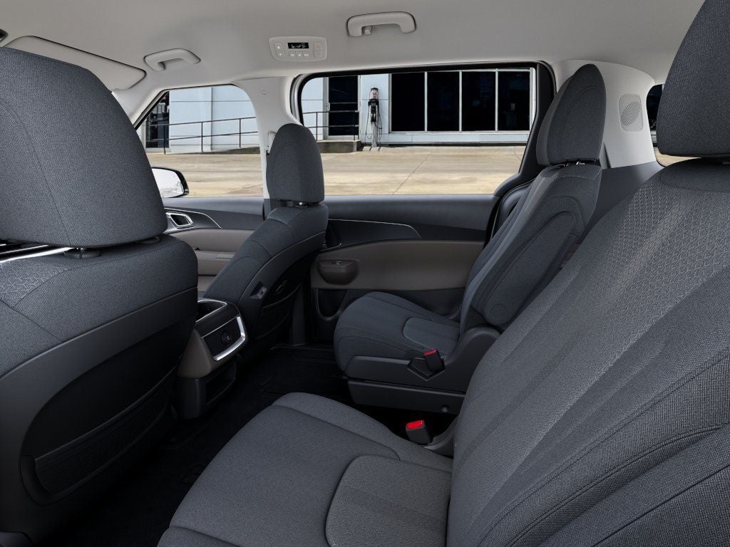 2027 Kia Carnival LX