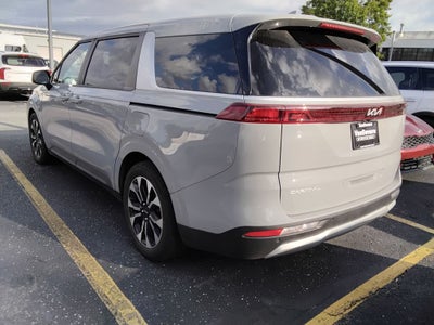 2024 Kia Carnival EX