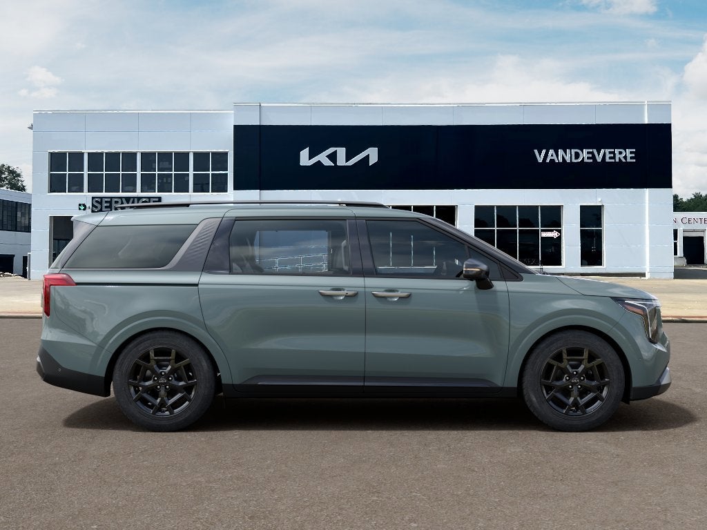 2027 Kia Carnival SX