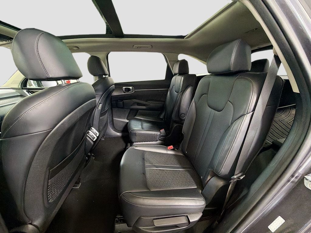 2022 Kia Sorento Plug-In Hybrid SX