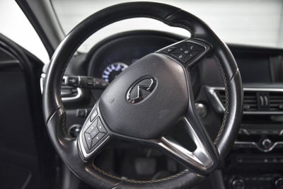 2019 INFINITI QX30 LUXE