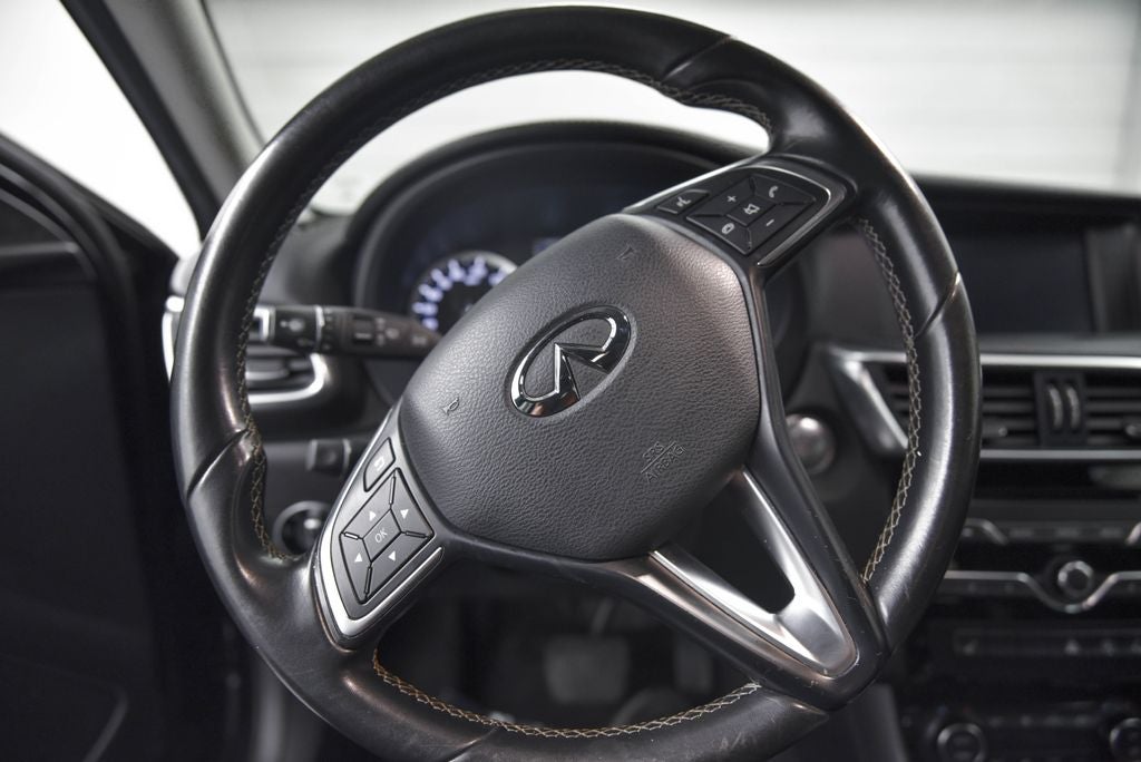 2019 INFINITI QX30 LUXE