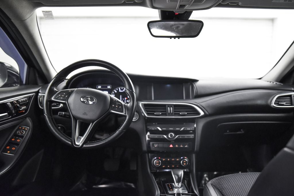 2019 INFINITI QX30 LUXE