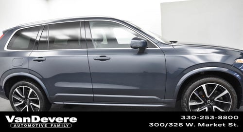 2022 Volvo XC90 T6 Momentum