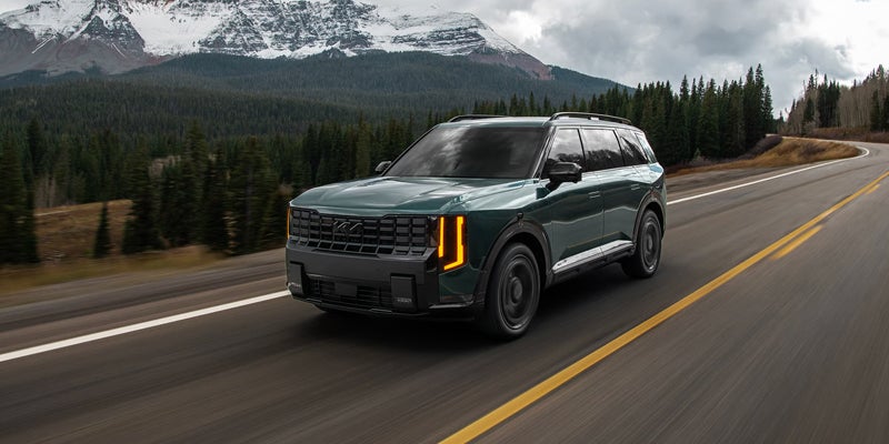2027 Kia Telluride performance with available AWD capability and turbocharged power near Akron, OH